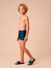 Carregar imagem no visualizador da galeria, Image 02: Uv Line Maillot De Bain Garçon Swim Trunks Kids Pirates Fun Upf50+
