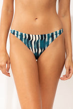 Carregar imagem no visualizador da galeria, Gallery: Rio De Sol Bas Bottom Azule Leblon
