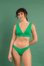 Carregar imagem no visualizador da galeria, Image 09: Rio De Sol Ensemble Set Tambourine Halter-Marina Essential-Cos
