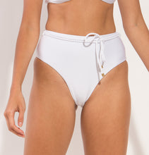 Carregar imagem no visualizador da galeria, Image 10: Rio De Sol Bas Bottom Shimmer-White Belted-High-Waist
