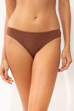 Carregar imagem no visualizador da galeria, Gallery: Rio De Sol Bas Bottom Sand-Cappuccino Essential-Comfy
