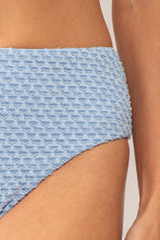 Carregar imagem no visualizador da galeria, Image 06: Rio De Sol Bas Bottom Drift-Cianita Hotpants
