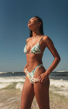 Carregar imagem no visualizador da galeria, Image 09: Wednesday In Hawaii By Rio De Sol Haut Top Pua-Valley Ana
