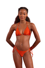 Carregar imagem no visualizador da galeria, Image 04: Rio De Sol Ensemble Set Shimmer-Paprica Tri-Inv Cheeky-Tie
