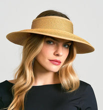 Carregar imagem no visualizador da galeria, Model Front: Uv Line Visière Visor Siena Imp Fem Wheat Upf50+
