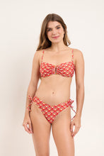 Carregar imagem no visualizador da galeria, Model Front: Rio De Sol Bas Bottom Floral-Scales Lola
