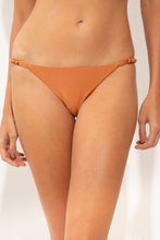 Carregar imagem no visualizador da galeria, Gallery: Rio De Sol Bas Bottom Shimmer-Nocciola Cheeky-Noa
