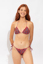 Carregar imagem no visualizador da galeria, Model Front: Rio De Sol Haut Top Coral-Feline Frufru
