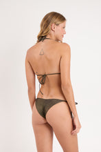 Carregar imagem no visualizador da galeria, Model Back: Rio De Sol Haut Top Radiante-Black Tri-Inv

