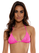 Carregar imagem no visualizador da galeria, Model Front: Luli Fama Haut Top Wavy Ruched Bella Metallic Hot Pink
