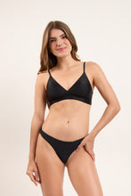 Carregar imagem no visualizador da galeria, Image 08: Rio De Sol Haut Top Touch-Black Paola
