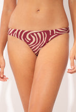 Carregar imagem no visualizador da galeria, Gallery: Rio De Sol Bas Bottom Dune Essential

