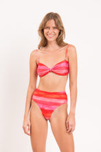 Carregar imagem no visualizador da galeria, Image 12: Rio De Sol Ensemble Set Cher Bandeau-Joy Hotpants
