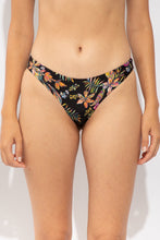Carregar imagem no visualizador da galeria, Gallery: Rio De Sol Bas Bottom Flora Essential-Comfy
