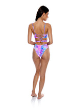 Carregar imagem no visualizador da galeria, Model Back: Luli Fama Une Pièce Strappy Cut Out Blue Pink
