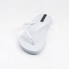 Carregar imagem no visualizador da galeria, Image 05: Rio De Sol Tongs White Slim
