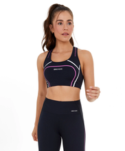 Carregar imagem no visualizador da galeria, Model Front: Alto Giro Fitness Haut Top Hyper Costas Nadador Preto
