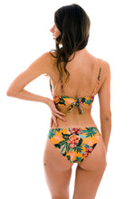 Carregar imagem no visualizador da galeria, Model Back: Rio De Sol Bas Bottom Lis Comfy
