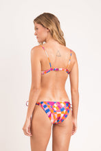 Carregar imagem no visualizador da galeria, Model Back: Rio De Sol Ensemble Set Funny Balconet-Tie Ibiza-Comfy
