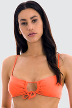 Carregar imagem no visualizador da galeria, Gallery: Rio De Sol Haut Top Light-Peach Mila
