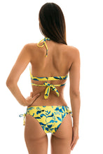 Carregar imagem no visualizador da galeria, Model Back: Rio De Sol Bas Bottom Lemon Flower Transpassado
