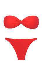 Carregar imagem no visualizador da galeria, Product Front: Rio De Sol Ensemble Set Rouge Twist Leblon
