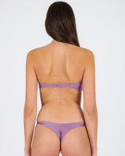 Carregar imagem no visualizador da galeria, Image 06: Rio De Sol Ensemble Set Shimmer-Harmonia Bandeau-Knot Nice-Fio
