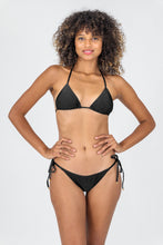 Carregar imagem no visualizador da galeria, Model Front: Rio De Sol Ensemble Set Shimmer-Black Tri-Inv Ibiza-Comfy
