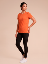 Carregar imagem no visualizador da galeria, Image 03: Uv Line Haut De Plage T-Shirt Uvpro Fem Pitanga Upf50+
