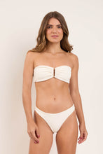 Carregar imagem no visualizador da galeria, Model Front: Rio De Sol Ensemble Set Sand-Chantilly Sara Essential-Comfy
