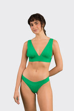 Carregar imagem no visualizador da galeria, Model Front: Rio De Sol Ensemble Set Tambourine Halter-Marina Essential-Cos

