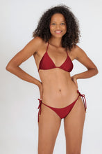 Carregar imagem no visualizador da galeria, Model Front: Rio De Sol Bas Bottom Shimmer-Divino Ibiza-Rope
