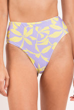 Carregar imagem no visualizador da galeria, Gallery: Rio De Sol Bas Bottom Glow Hotpants
