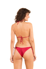 Carregar imagem no visualizador da galeria, Model Back: Rio De Sol Bas Bottom Shimmer-Divino Cheeky-Tie
