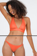 Carregar imagem no visualizador da galeria, Gallery: Rio De Sol Ensemble Set Light-Peach Halter-Cos Leblon-Fio
