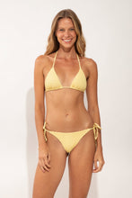 Carregar imagem no visualizador da galeria, Model Front: Rio De Sol Bas Bottom Drift-Butterglow Lacinho
