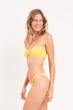 Carregar imagem no visualizador da galeria, Image 04: Rio De Sol Haut Top Amarelo Bandeau-Crispy
