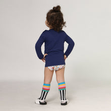 Carregar imagem no visualizador da galeria, Model Back: Uv Line T-Shirt Longsleeve Baby Navy Blue Upf50+
