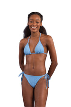 Carregar imagem no visualizador da galeria, Model Front: Rio De Sol Haut Top Baltico Tri-Inv
