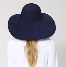 Carregar imagem no visualizador da galeria, Model Back: Uv Line Chapeau Souple/Capeline Beverly Hills Marinho Upf50+
