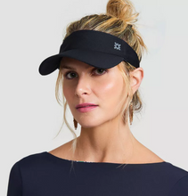 Carregar imagem no visualizador da galeria, Model Front: Uv Line Visière Visor Athletic Dry Fem Black Upf50+
