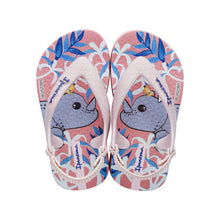 Carregar imagem no visualizador da galeria, Model Front: Ipanema Sandales Ipanema Baby Rosa Rosa Azul
