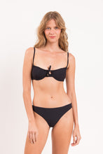 Carregar imagem no visualizador da galeria, Model Front: Rio De Sol Bas Bottom Dots-Black Essential-Comfy
