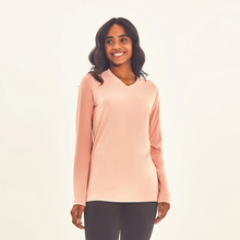 Carregar imagem no visualizador da galeria, Model Front: Uv Line T-Shirt Longsleeve Sport Fit Solar Rose Upf50+
