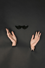 Carregar imagem no visualizador da galeria, Image 02: Iyu Lunettes De Soleil Sigrid Noir
