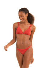 Carregar imagem no visualizador da galeria, Image 04: Rio De Sol Haut Top Malibu-Chili Tri-Duo
