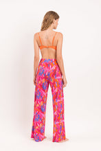 Carregar imagem no visualizador da galeria, Model Back: Rio De Sol Pantalon De Plage Flavors Wide Pants
