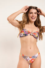 Carregar imagem no visualizador da galeria, Image 09: Rio De Sol Ensemble Set Garden-Flower Bandeau-Joy Essential

