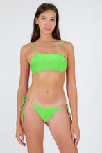 Carregar imagem no visualizador da galeria, Model Front: Rio De Sol Ensemble Set Lemon Bandeau-Reto Ibiza-Comfy

