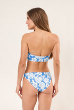 Carregar imagem no visualizador da galeria, Model Back: Wednesday In Hawaii By Rio De Sol Ensemble Set Pua-Pacifica Lani Waikiki
